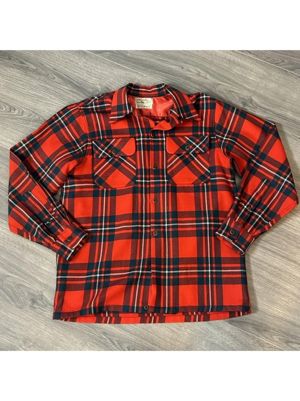 Vintage Concordia Shirt Mens L Red Tartan Plaid Wool Workwear Canada Outdoor